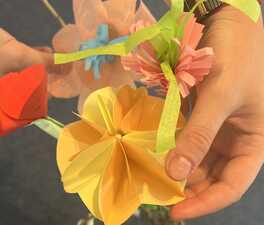 Bunte Blumen im Atelier, Foto: UMJ